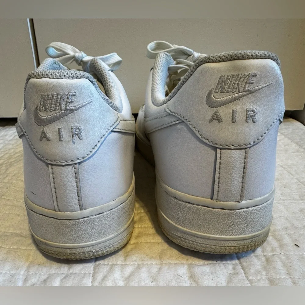 Nike Air Force 1 Men’s Low White Tennis Shoes Sz 10